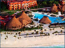 BARCELÓ MAYA BEACH RESORT